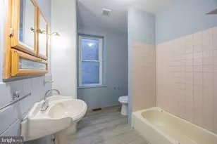 138 W Luray St, Philadelphia, PA 19140 - Photo 19
