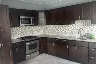 138 W Luray St, Philadelphia, PA 19140 - Photo 3