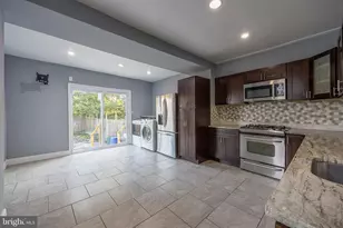 138 W Luray St, Philadelphia, PA 19140 - Photo 9
