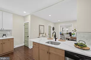 317 E Vernon, Philadelphia, PA 19119 - Photo 7