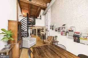 314 Brown St, Philadelphia, PA 19123 - Photo 15
