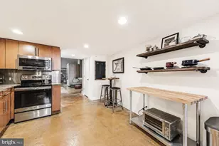 314 Brown St, Philadelphia, PA 19123 - Photo 13