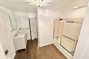 2345 St Albans Pl, Philadelphia, PA 19146 - Photo 23