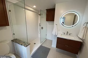 2345 St Albans Pl, Philadelphia, PA 19146 - Photo 37