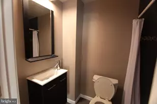 2000 N 17th St, Philadelphia, PA 19121 - Photo 11