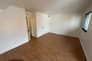 7751 Oxford Ave, Philadelphia, PA 19111 - Photo 11