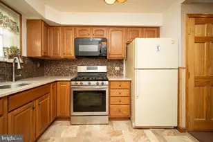 1733 Barbara St, Philadelphia, PA 19145 - Photo 11