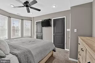 135 W Ritner St, Philadelphia, PA 19148 - Photo 15