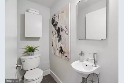 8 S Letitia Street #301, Philadelphia, PA 19106 - Photo 3