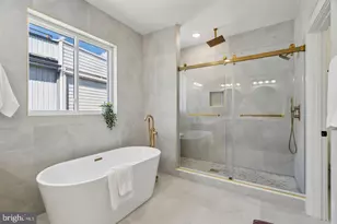 1440 S Front St, Philadelphia, PA 19147 - Photo 45