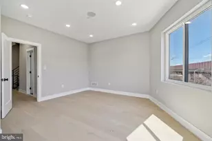 1440 S Front St, Philadelphia, PA 19147 - Photo 27