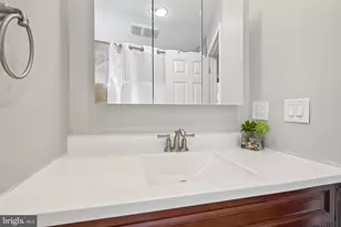 2535 S Carlisle St, Philadelphia, PA 19145 - Photo 29