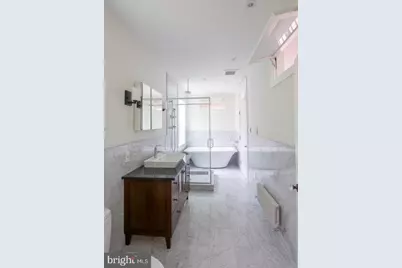 1016 Bainbridge Street, Philadelphia, PA 19147 - Photo 31