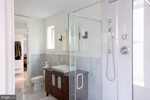 1016 Bainbridge St, Philadelphia, PA 19147 - Photo 33