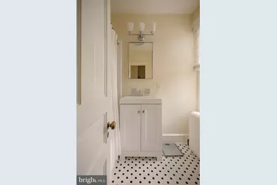 7907 Crefeld Street, Philadelphia, PA 19118 - Photo 17