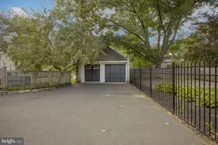7907 Crefeld St, Philadelphia, PA 19118 - Photo 21