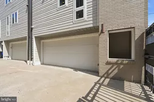 600 N 4th St, Philadelphia, PA 19123 - Photo 3