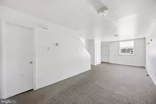 2020 Newcomb St, Philadelphia, PA 19140 - Photo 7
