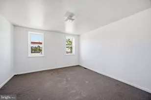 2020 Newcomb St, Philadelphia, PA 19140 - Photo 17