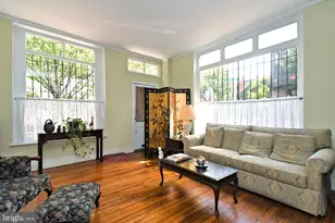 242 S 22nd St, Philadelphia, PA 19103 - Photo 9