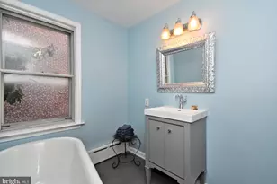 242 S 22nd St, Philadelphia, PA 19103 - Photo 23