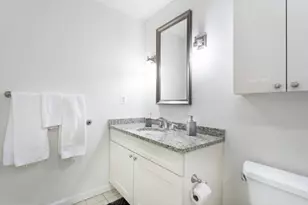 230 N 21st St, Philadelphia, PA 19103 - Photo 9
