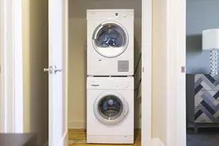 230 N 21st St, Philadelphia, PA 19103 - Photo 7