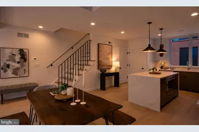 952 N 6th Street, Philadelphia, PA 19123 - Photo 7