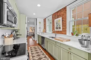 822 N Lecount St, Philadelphia, PA 19130 - Photo 9