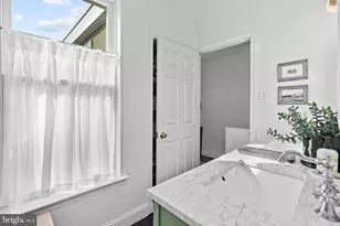 822 N Lecount St, Philadelphia, PA 19130 - Photo 23