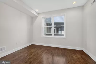 1227 Peters Street, Philadelphia, PA 19147 - Photo 7