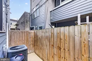 1227 Peters St, Philadelphia, PA 19147 - Photo 21