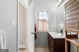 650 N 8th St, Philadelphia, PA 19123 - Photo 19