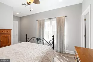 650 N 8th St, Philadelphia, PA 19123 - Photo 17