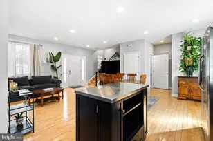 650 N 8th St, Philadelphia, PA 19123 - Photo 9