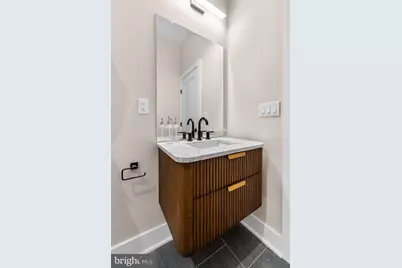 907 Emily Street, Philadelphia, PA 19148 - Photo 13