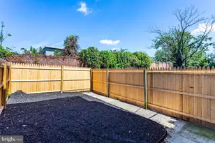 1829 S 54th St, Philadelphia, PA 19143 - Photo 23