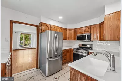915 Lomond Lane, Philadelphia, PA 19128 - Photo 9