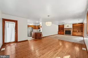 915 Lomond Ln, Philadelphia, PA 19128 - Photo 11