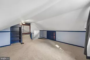 915 Lomond Ln, Philadelphia, PA 19128 - Photo 25