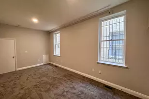1916 Christian St, Philadelphia, PA 19146 - Photo 17