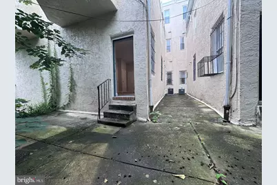 1916 Christian Street #A, Philadelphia, PA 19146 - Photo 27