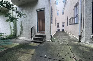 1916 Christian St, Philadelphia, PA 19146 - Photo 27