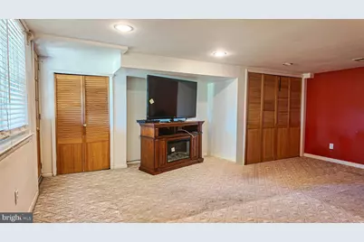9922 S Canterbury Road, Philadelphia, PA 19114 - Photo 25