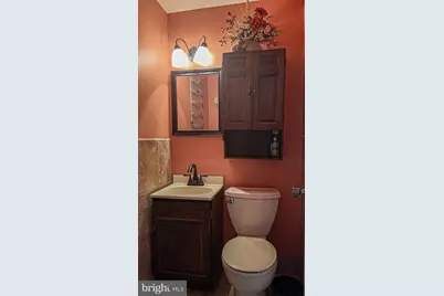 9922 S Canterbury Road, Philadelphia, PA 19114 - Photo 23