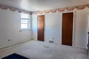 9922 S Canterbury Rd, Philadelphia, PA 19114 - Photo 13