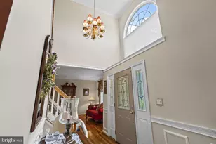 505 Ridgerun Ln, Philadelphia, PA 19111 - Photo 3