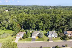 505 Ridgerun Ln, Philadelphia, PA 19111 - Photo 49