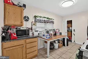 8016 Rugby St, Philadelphia, PA 19150 - Photo 9