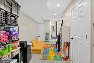 605 Dudley St, Philadelphia, PA 19148 - Photo 31